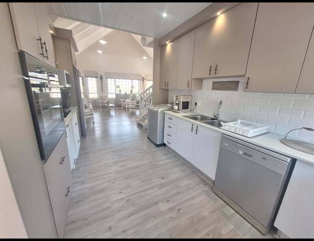 3 BEDROOM HOUSE FOR SALE IN VAKANSIEPLAAS